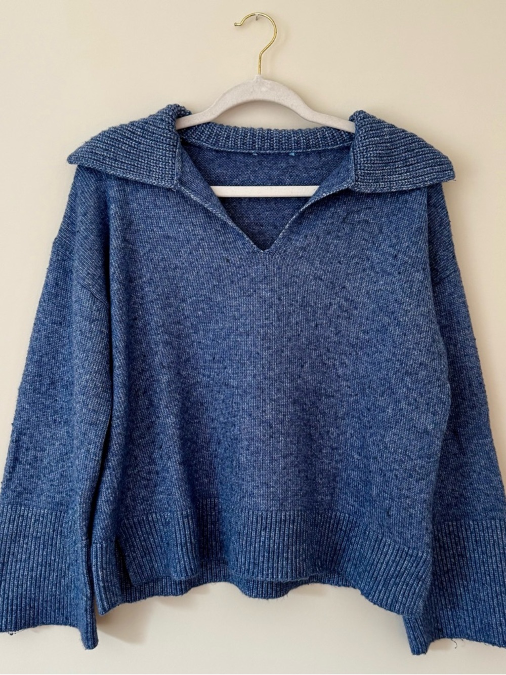 Anthropologie Blue Collared V Neck Sweater Henley – Size M/L